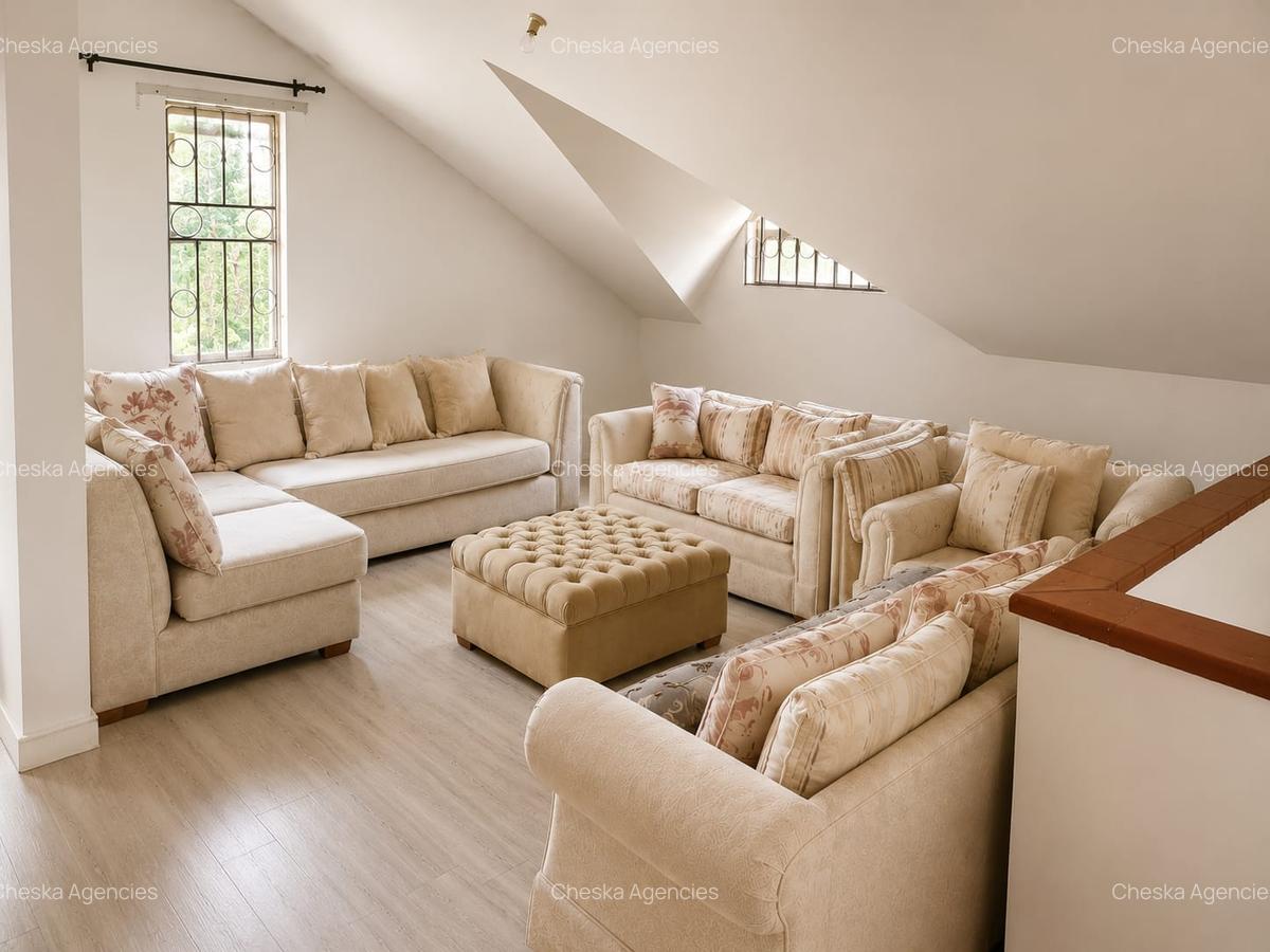 4 Bed Townhouse with En Suite in Lavington - 1