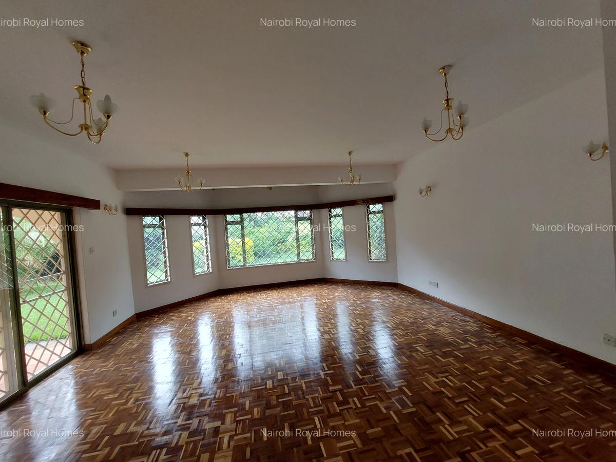 4 Bed Townhouse with En Suite at Lavington Road - 14