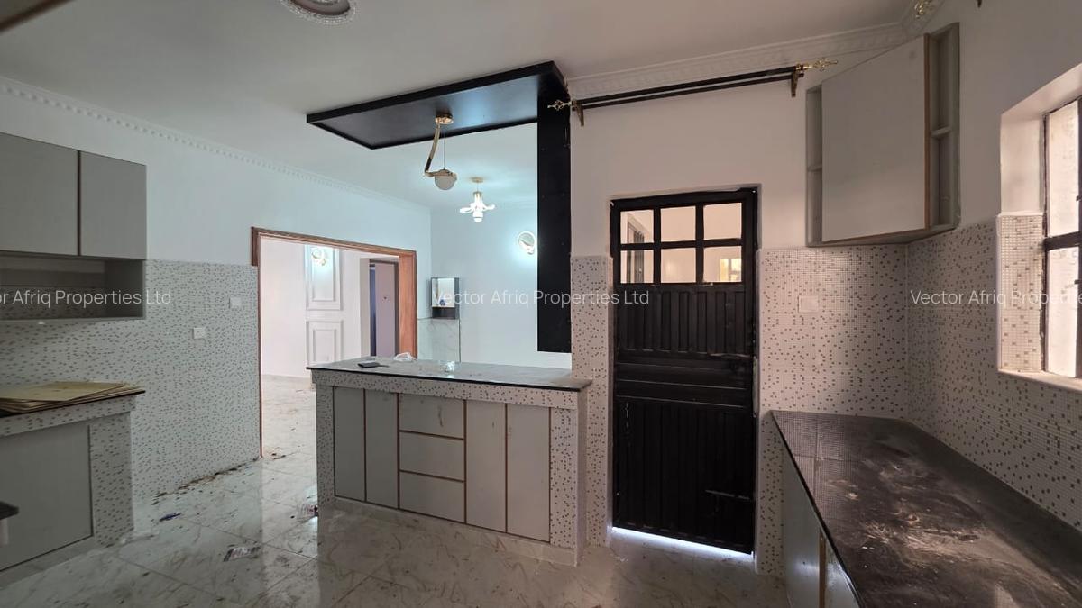 3 Bed House with En Suite in Kitengela - 6