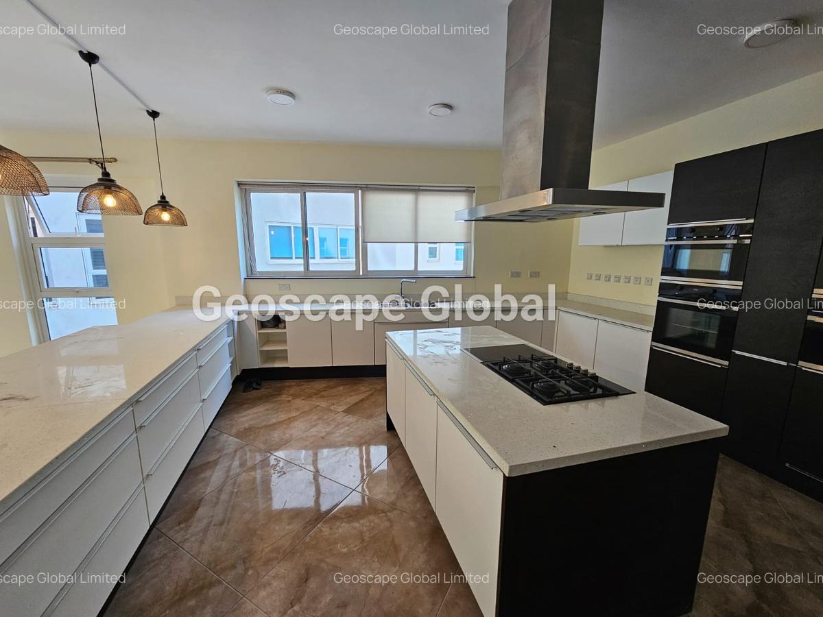 4 Bed Apartment with En Suite in Westlands Area - 2