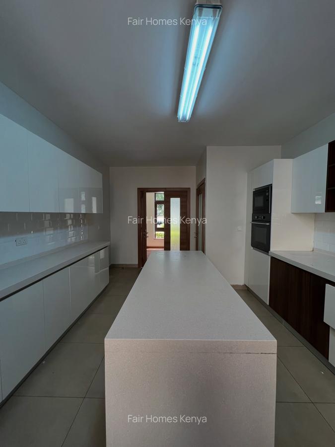 5 Bed Townhouse with En Suite at Njumbi Lane - 8