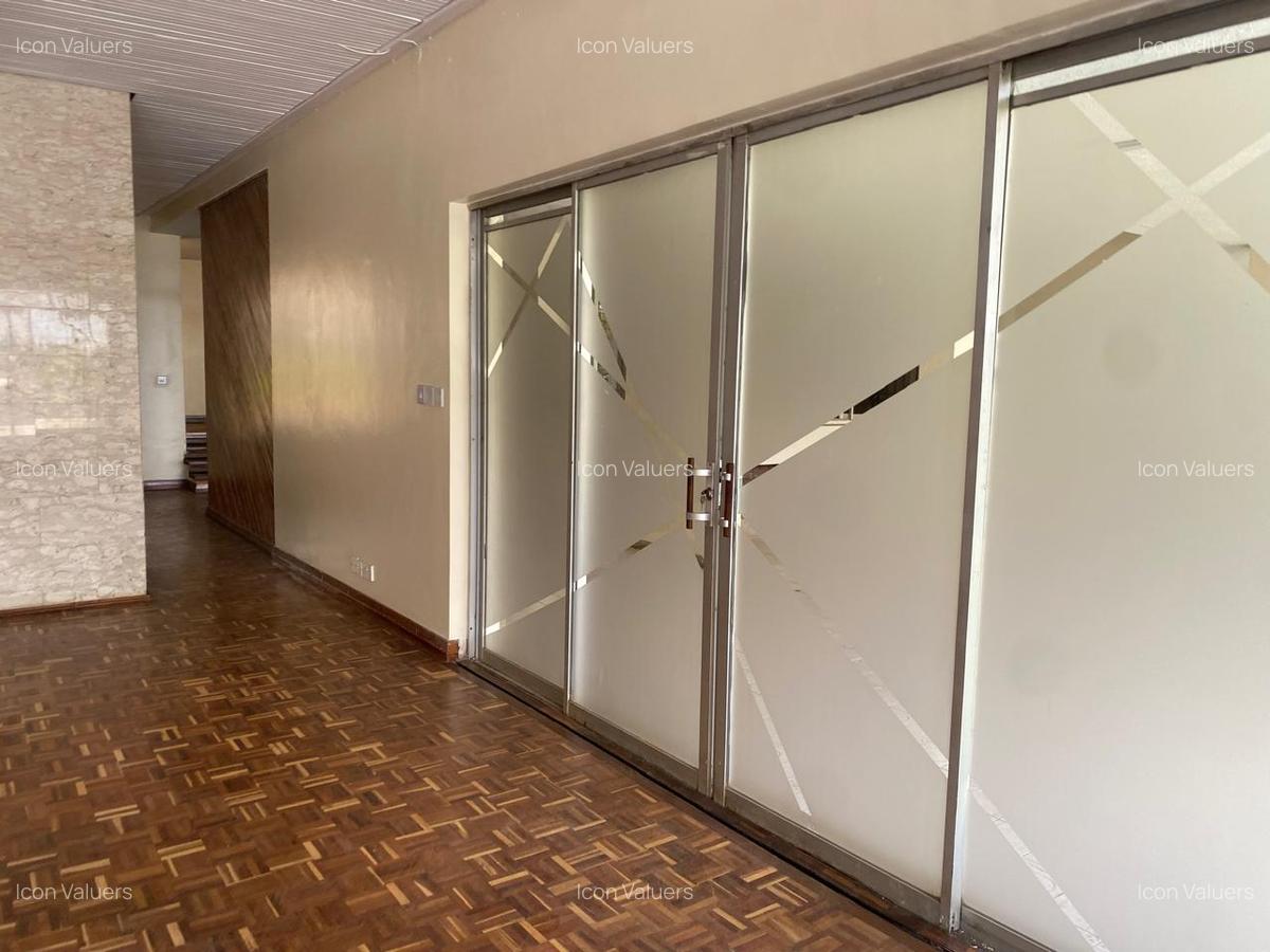 5,000 ft² Office with Service Charge Included at Kabarsiran Avenue - 5
