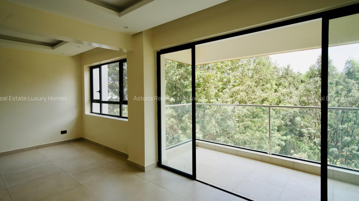 3 Bed Apartment with En Suite at 2026-429 - 5
