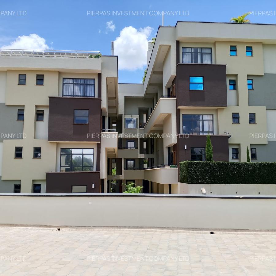 4 Bed Townhouse with En Suite in Runda - 1