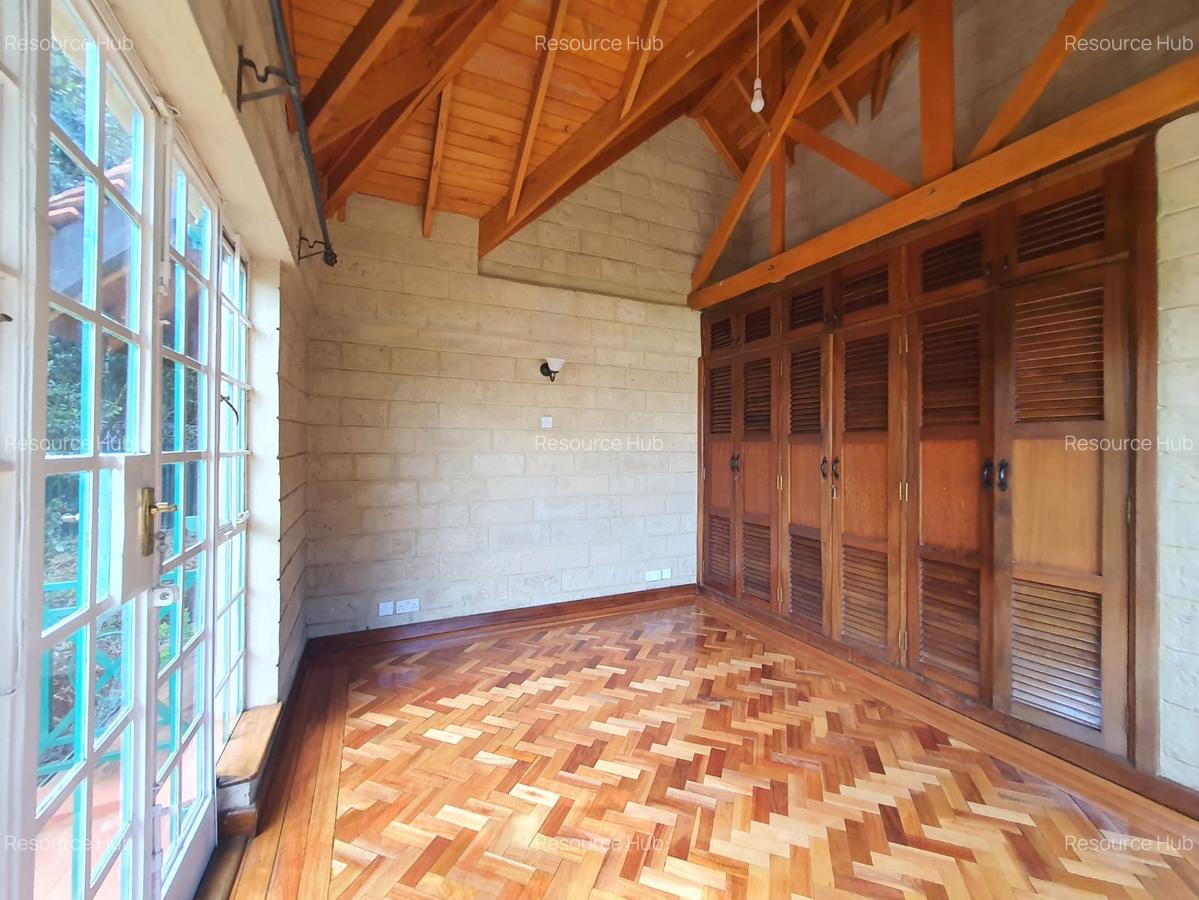 5 Bed Townhouse with En Suite at Karen - 13