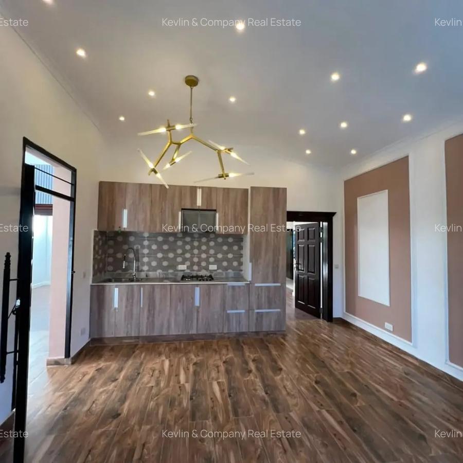 6 Bed Villa with En Suite in Runda - 12