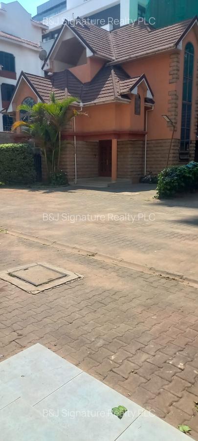 5 Bed Townhouse with En Suite in Kileleshwa - 12