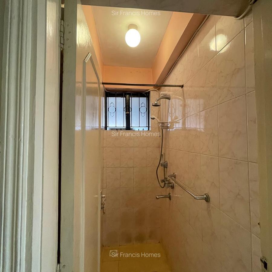 Serviced 3 Bed Apartment with En Suite in Kileleshwa - 4