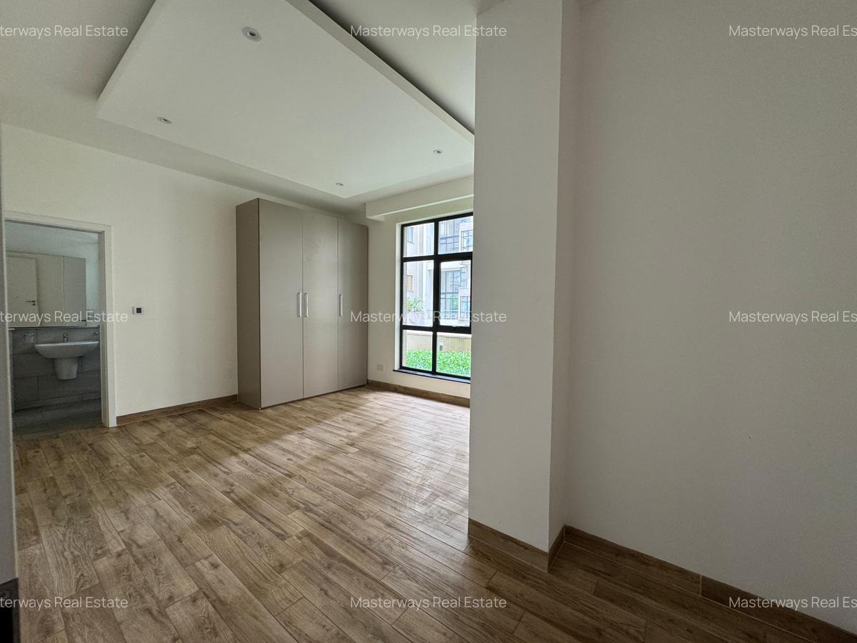 Serviced 3 Bed Apartment with En Suite in Riverside - 5