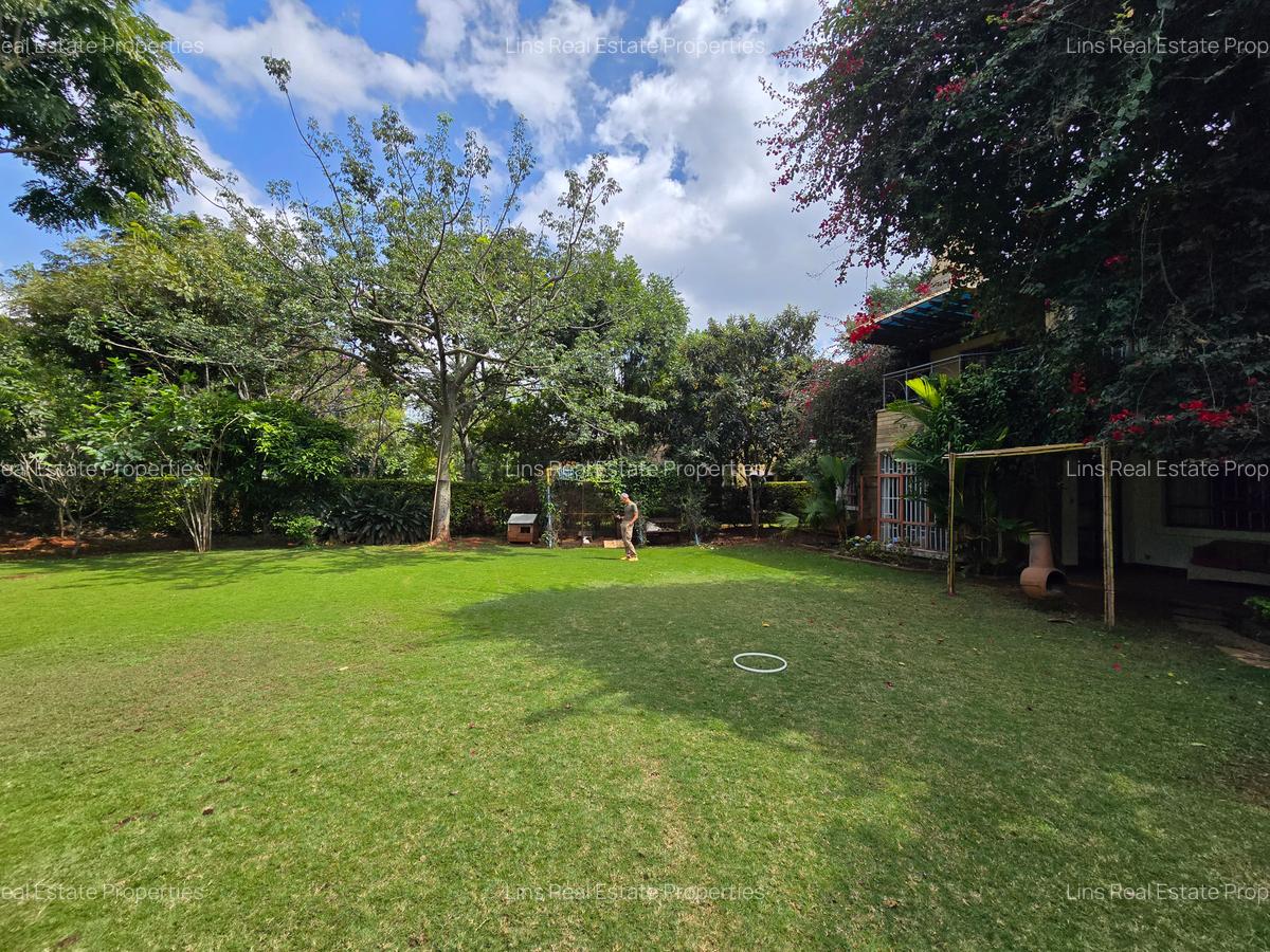 5 Bed Townhouse with En Suite in Runda - 3
