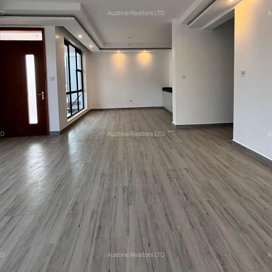 4 Bed Townhouse with En Suite at Eastern Bypass - 4