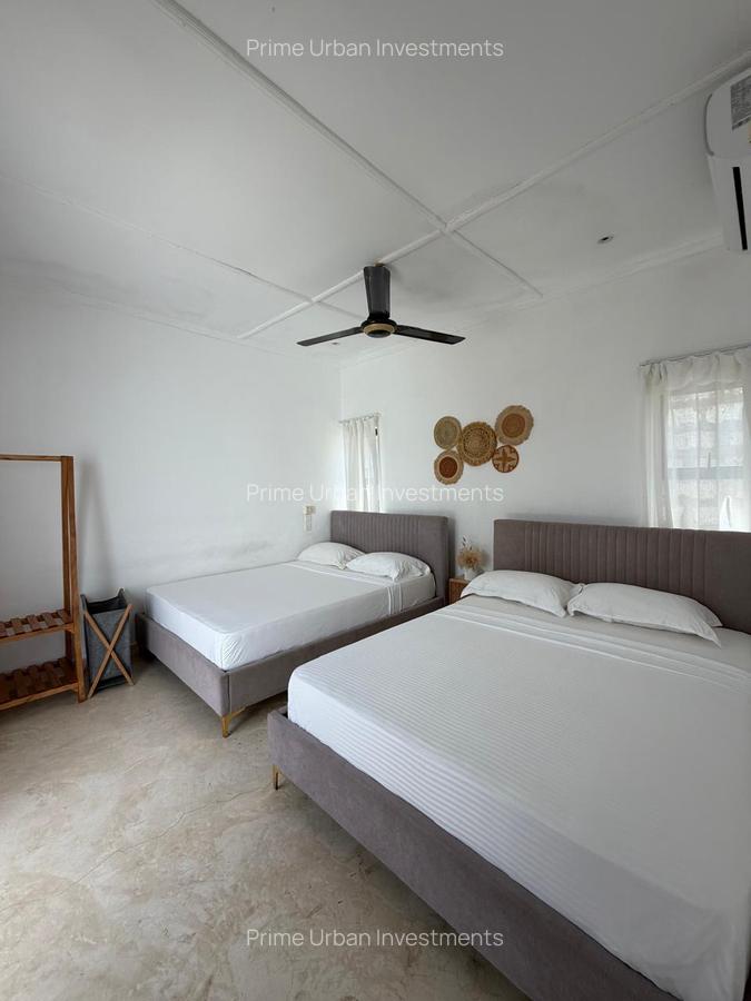 4 Bed House with En Suite at Watamu Beach - 8