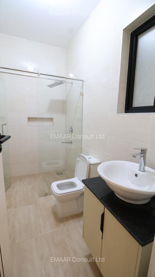 Serviced 3 Bed Apartment with En Suite in General Mathenge - 10