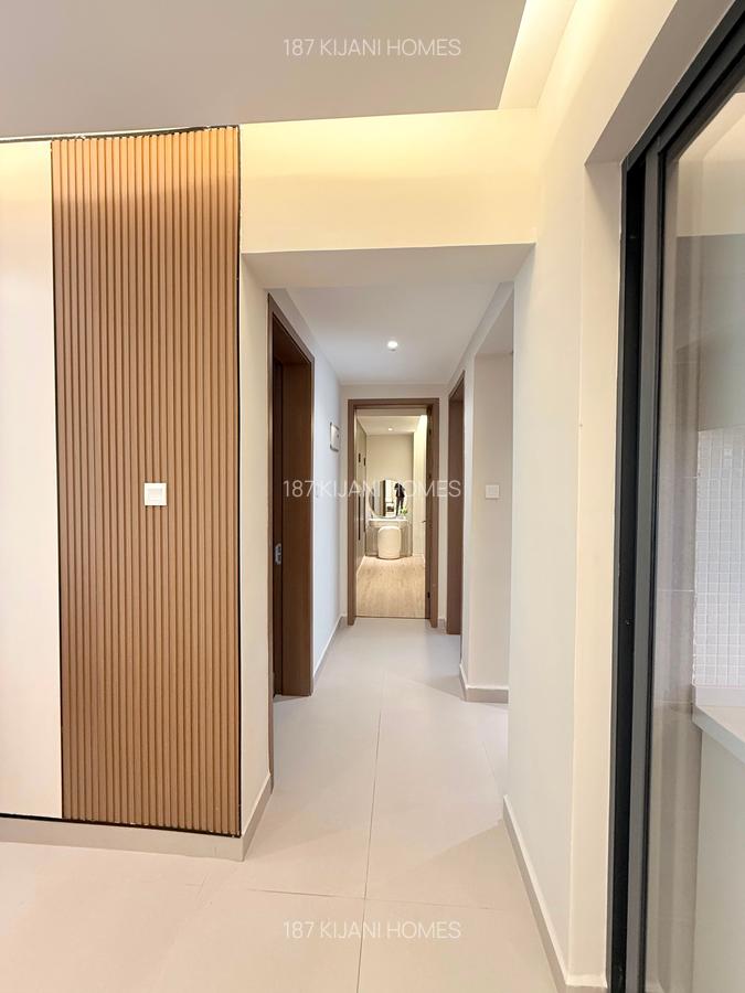 Serviced 2 Bed Apartment with En Suite at Windsor - 10