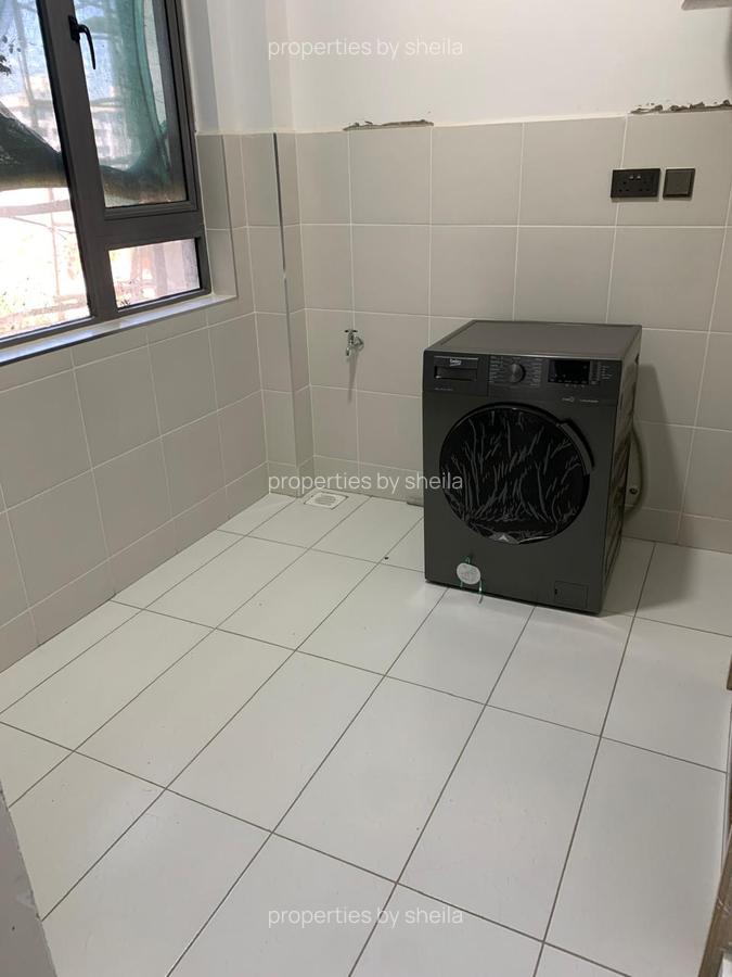3 Bed Apartment with En Suite at Sgr Terminus - 8