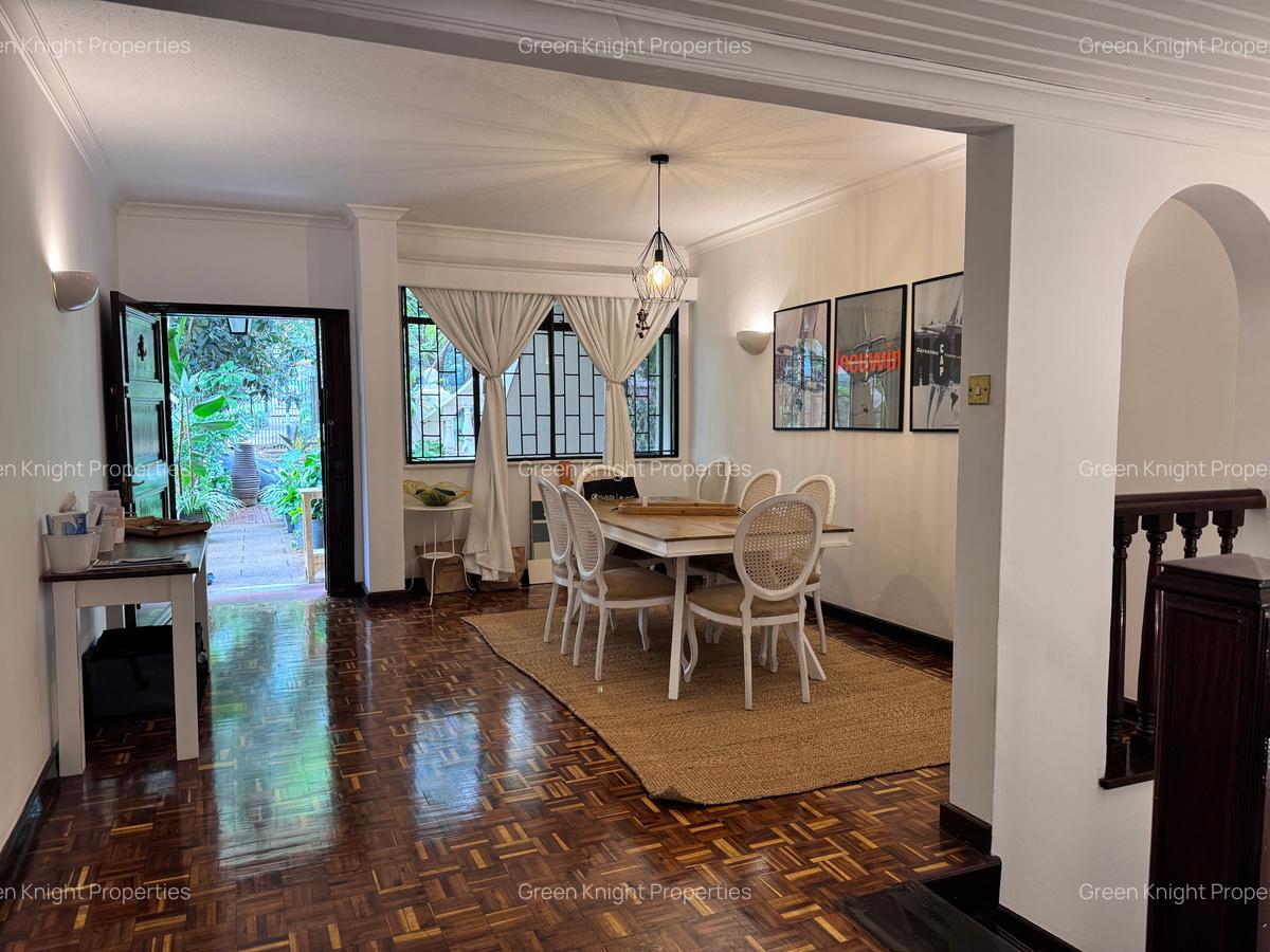 Serviced 3 Bed Apartment with En Suite in Westlands Area - 14