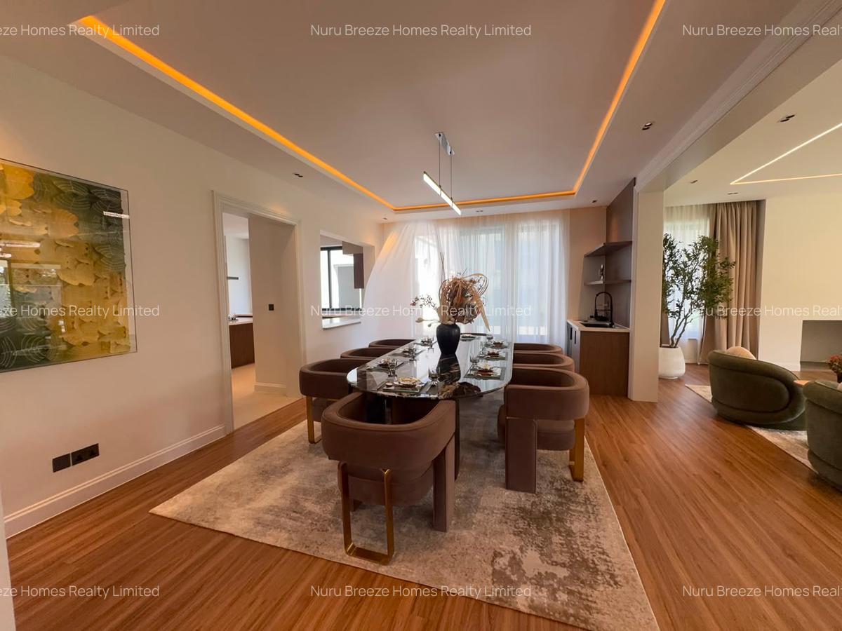 5 Bed Villa with En Suite in Runda - 18