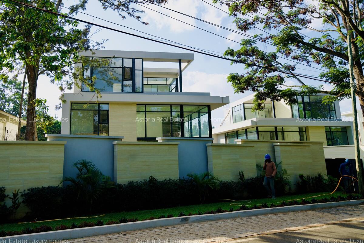 5 Bed Villa with En Suite at 2026-187 5 Bed - 18