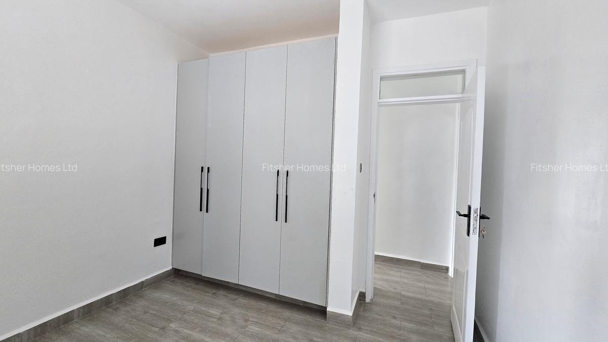 3 Bed Apartment with En Suite in Kitisuru - 15