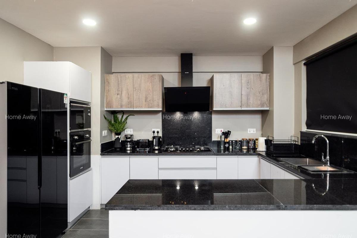 Furnished 3 Bed Apartment with En Suite in Kileleshwa - 4
