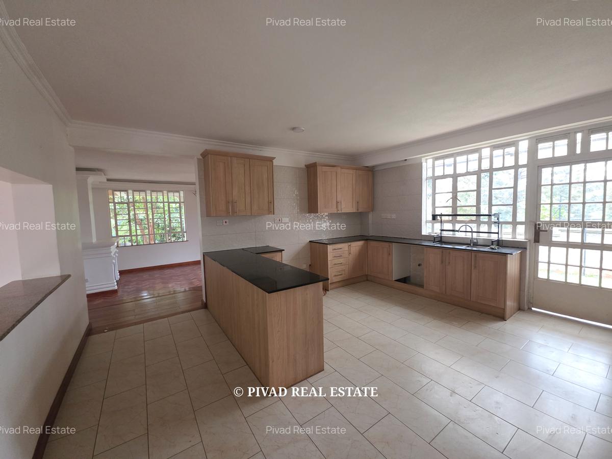 5 Bed House with Garden in Runda - 16