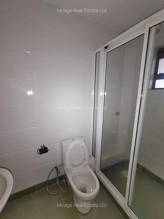 3 Bed Apartment with En Suite in Westlands Area - 4