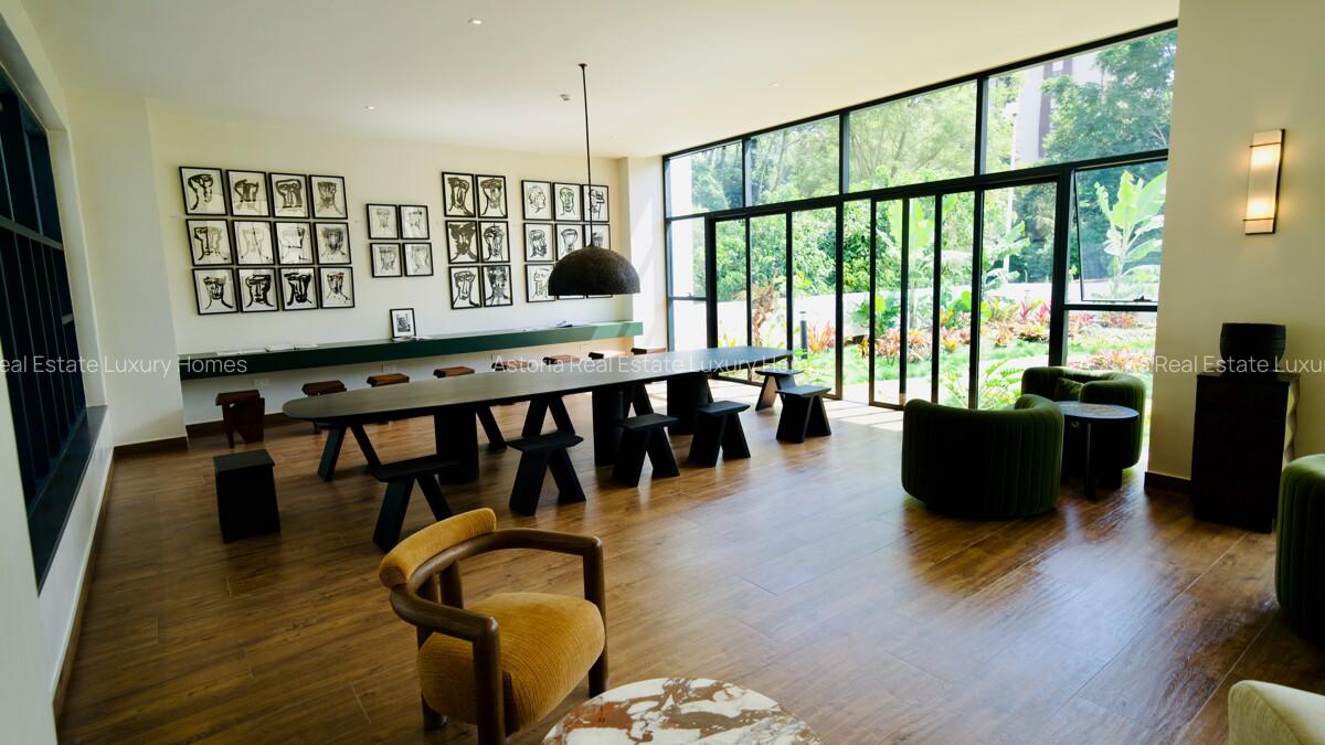 2 Bed Apartment with En Suite at 2026-385 - 15
