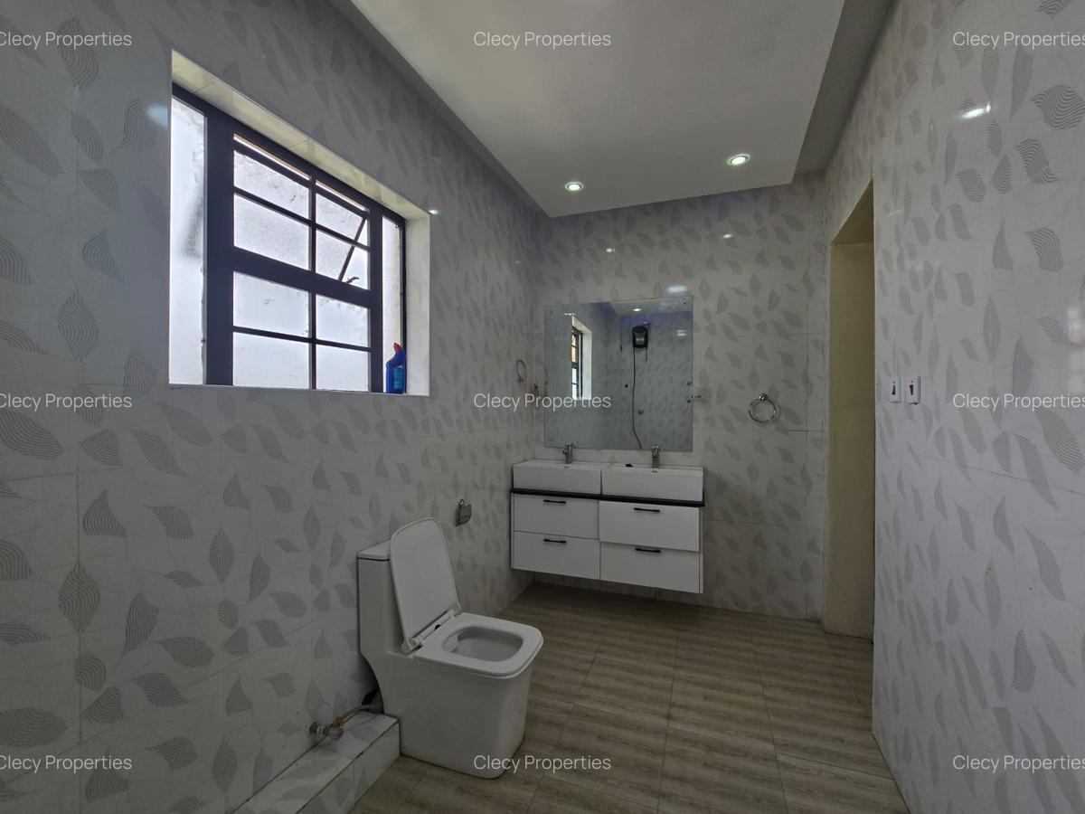 4 Bed House with En Suite at Utawala - 12