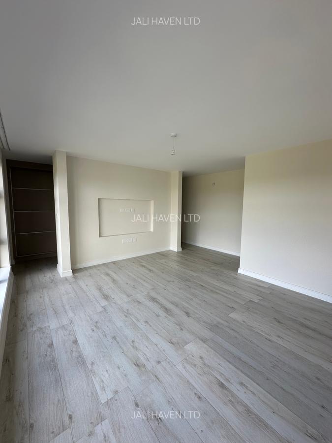 4 Bed Villa with En Suite in Langata - 14