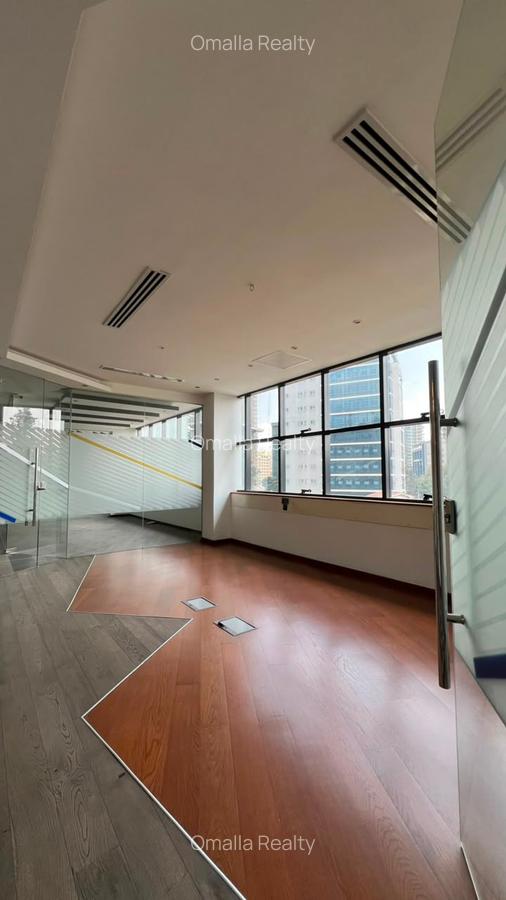 5,078 ft² Commercial Property with Service Charge Included in Westlands Area - 10