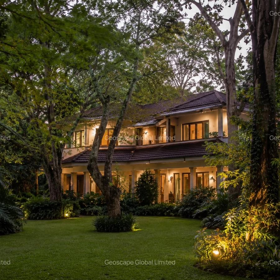 5 Bed House with En Suite in Nyari - 1