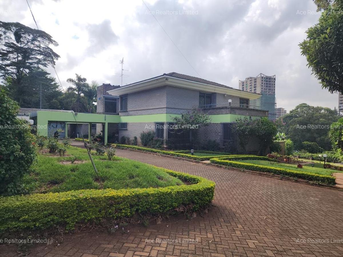 5 Bed House with En Suite at Muthaiga - 1