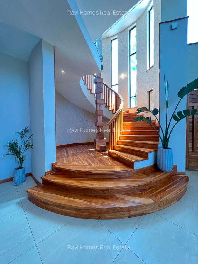 4 Bed Villa with En Suite at Nairobi - 6