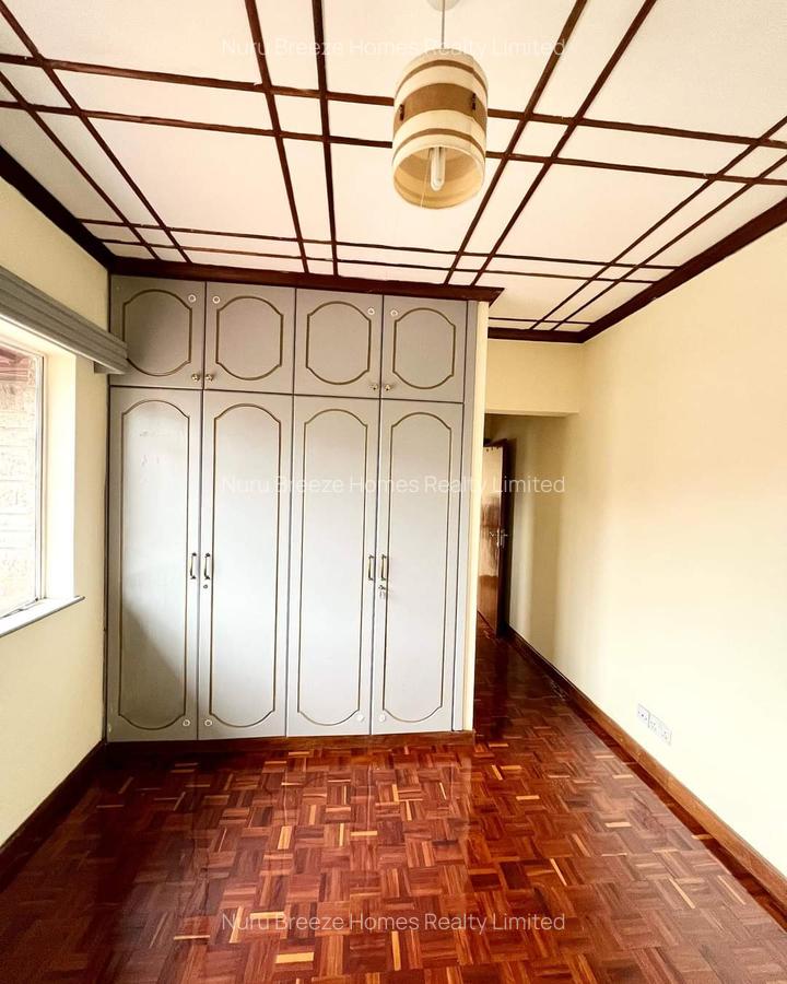 4 Bed Townhouse with En Suite in Lavington - 13