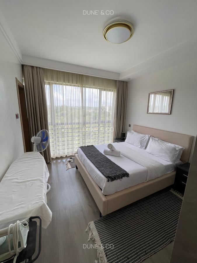 Serviced 3 Bed Apartment with En Suite in Riverside - 13