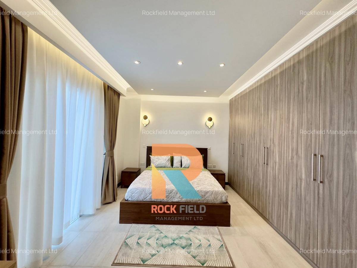 Furnished 2 Bed Apartment with En Suite in Brookside - 17
