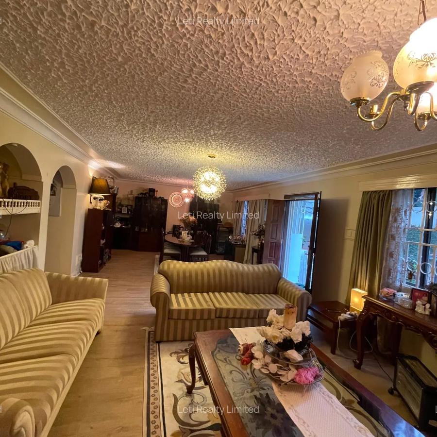 4 Bed Townhouse with En Suite in Lavington - 9