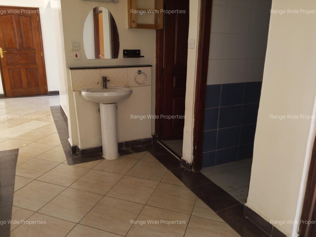 3 Bed Apartment with En Suite in Kilimani - 7