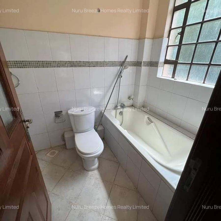 2 Bed Apartment with En Suite in Brookside - 19