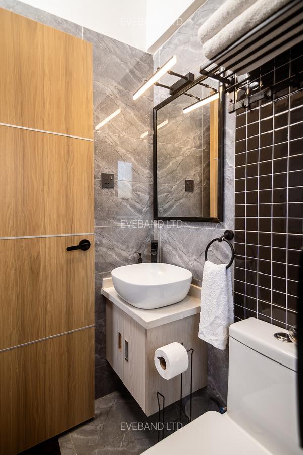 Furnished 2 Bed Apartment with En Suite at Wood Avenue - 7