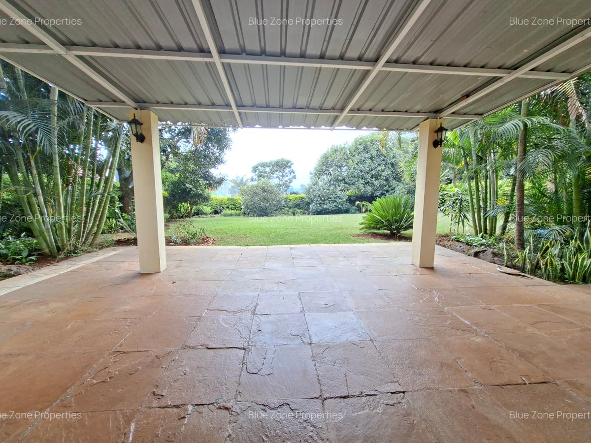 4 Bed House with En Suite at Off Glory Rd - 5