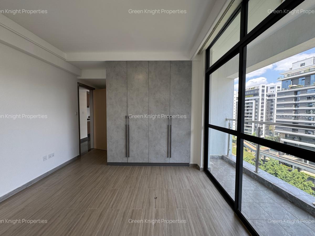 Serviced 2 Bed Apartment with En Suite in Riverside - 7