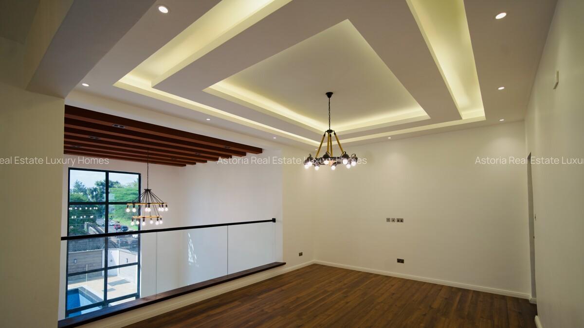 5 Bed Villa with En Suite at 2026-377 - 5