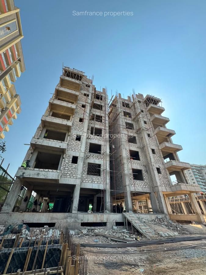 Serviced 3 Bed Apartment with En Suite at 3Rd Avanue - 9