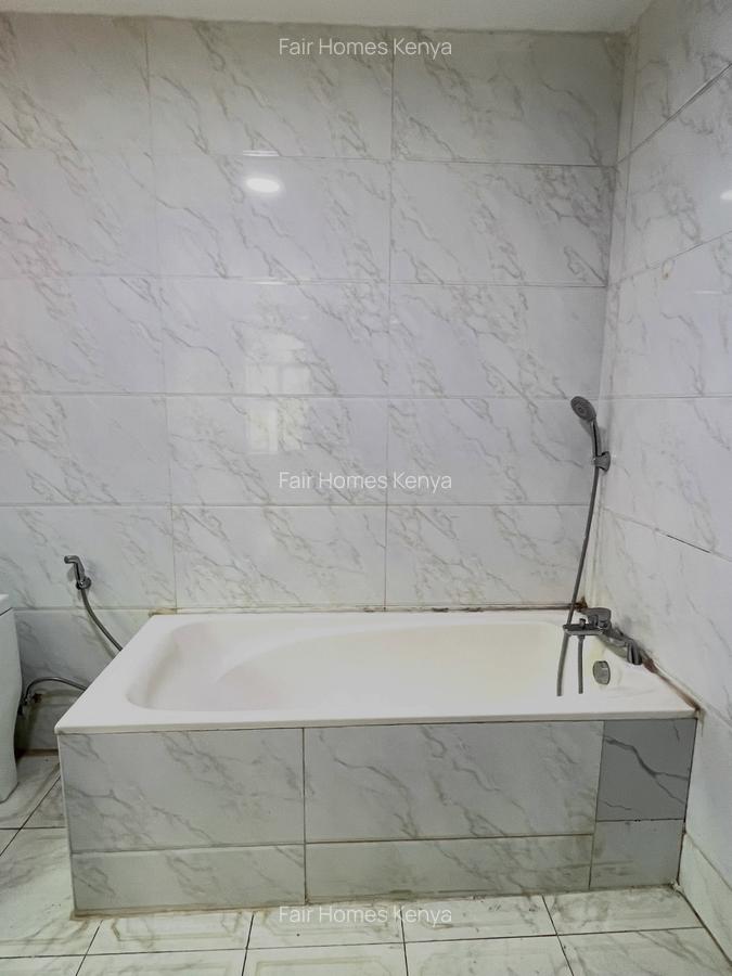5 Bed Townhouse with En Suite at Othaya Road - 19