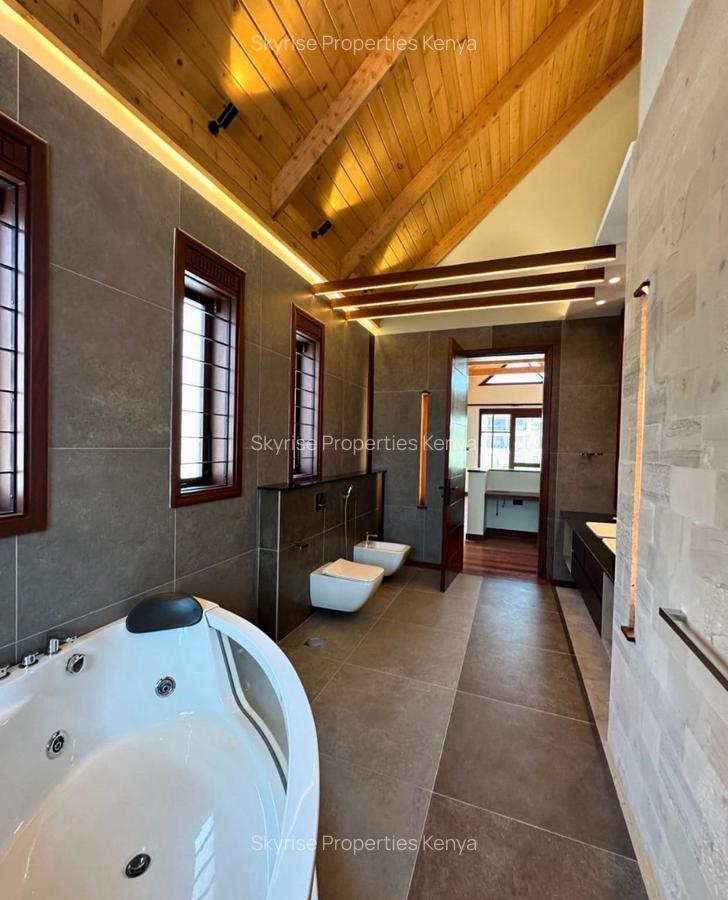 4 Bed Villa with En Suite in Runda - 11