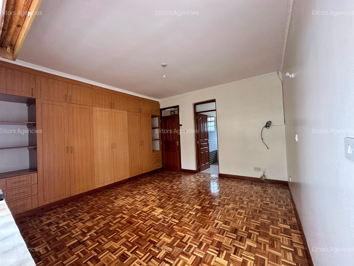 4 Bed Townhouse with En Suite at Kirawa Road - 13