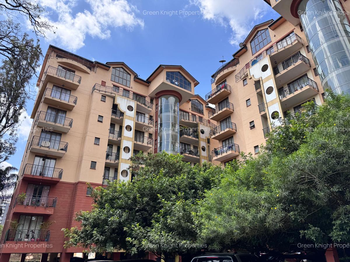 Serviced 3 Bed Apartment with En Suite in Kilimani - 1
