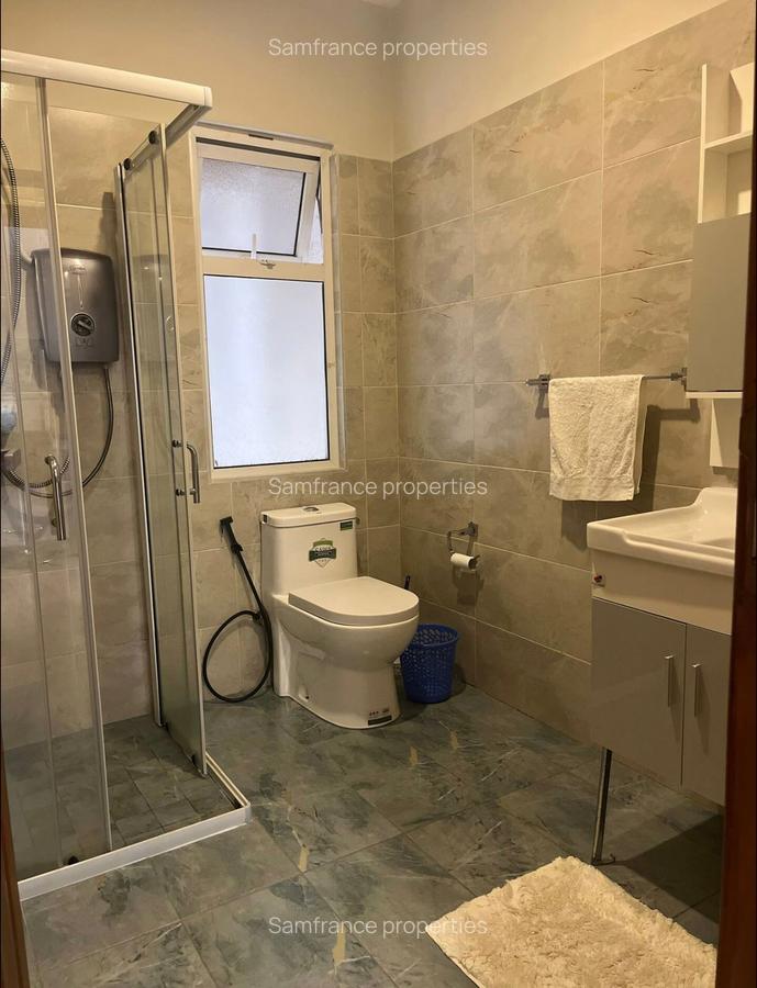 Serviced 2 Bed Apartment with En Suite at Kileleshwa - 6