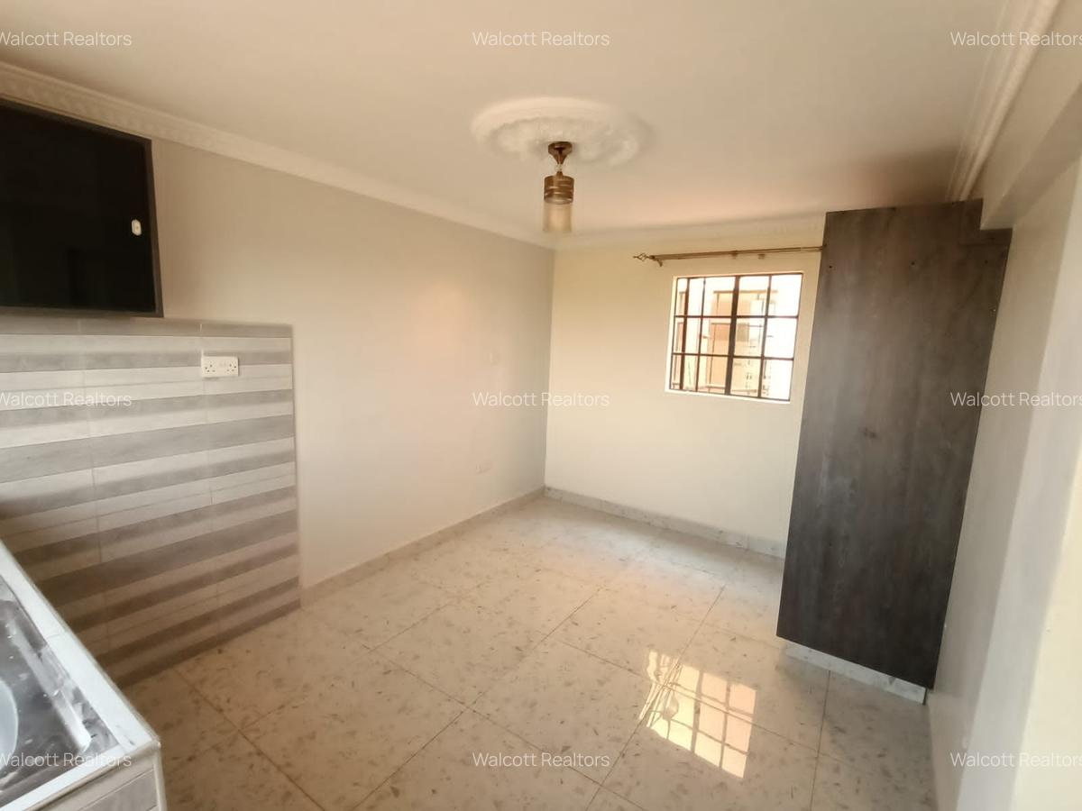 Studio Apartment with En Suite in Kinoo - 2